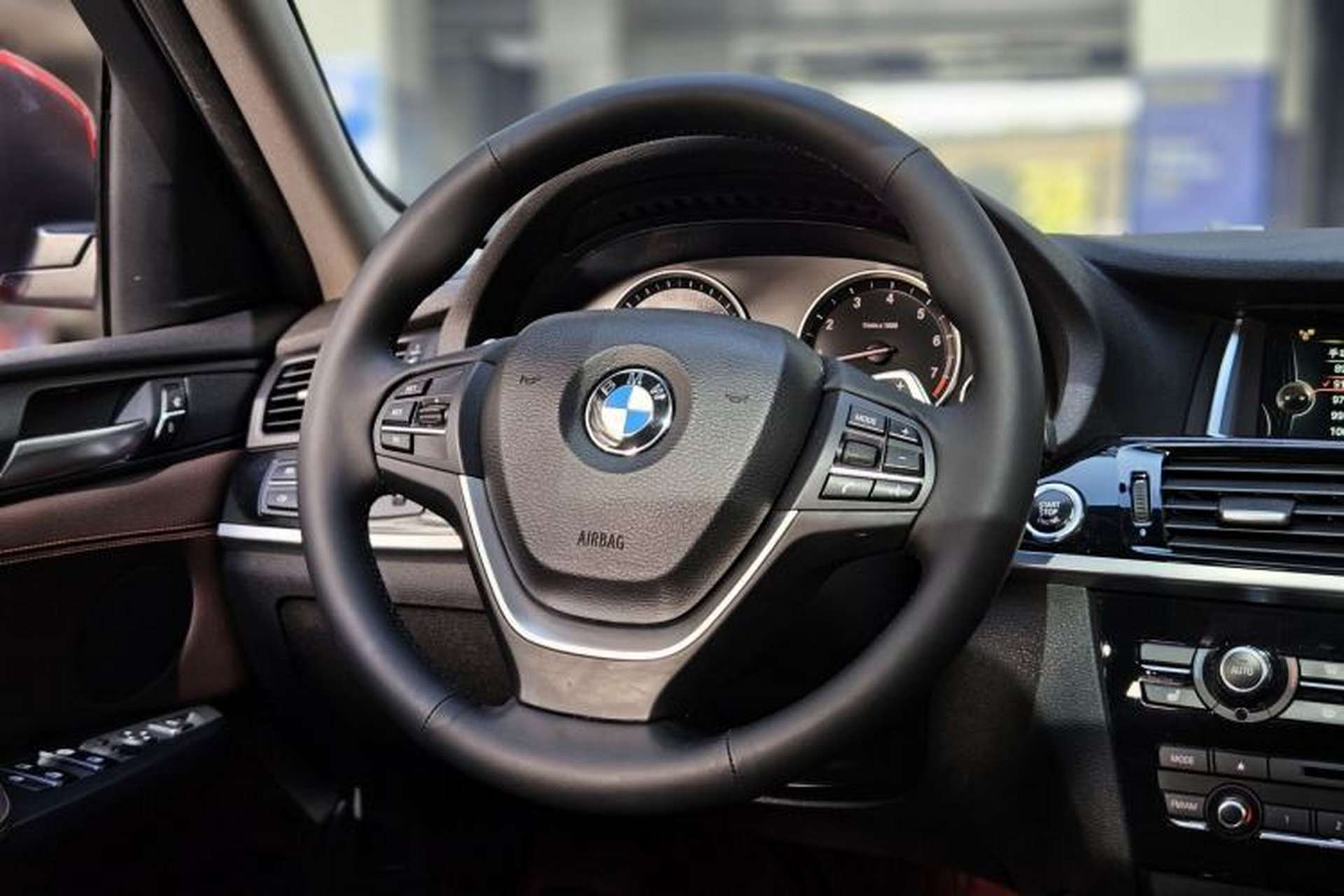 Used BMW X4 2014 xDrive20i X Design Package Interior 7
