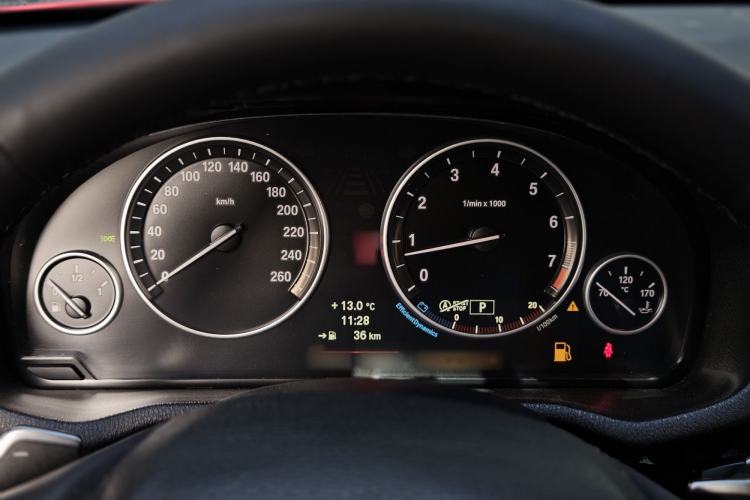 Used BMW X4 2014 xDrive20i X Design Package Interior 8