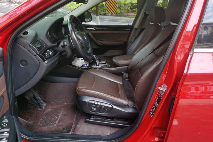 Used BMW X4 2014 xDrive20i X Design Package Left Front Seat