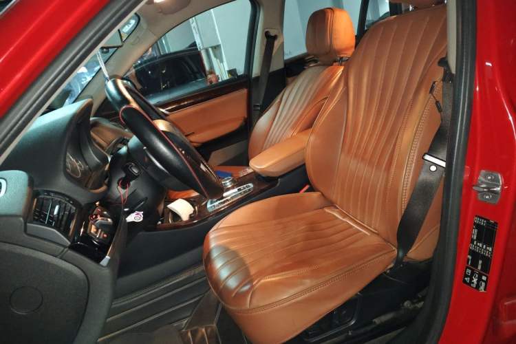 Used BMW X4 2014 xDrive20i X Design Package Left Front Seat