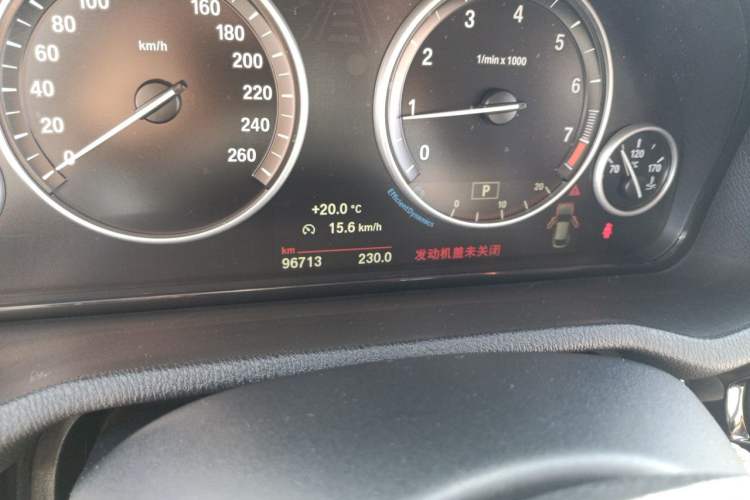 Used BMW X4 2014 xDrive20i X Design Package Odometer Close Up