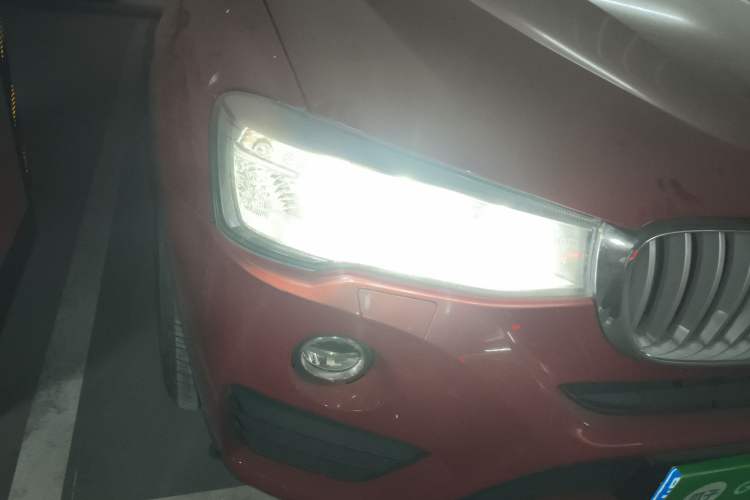 Used BMW X4 2014 xDrive28i Leading Model Right Front Headlight