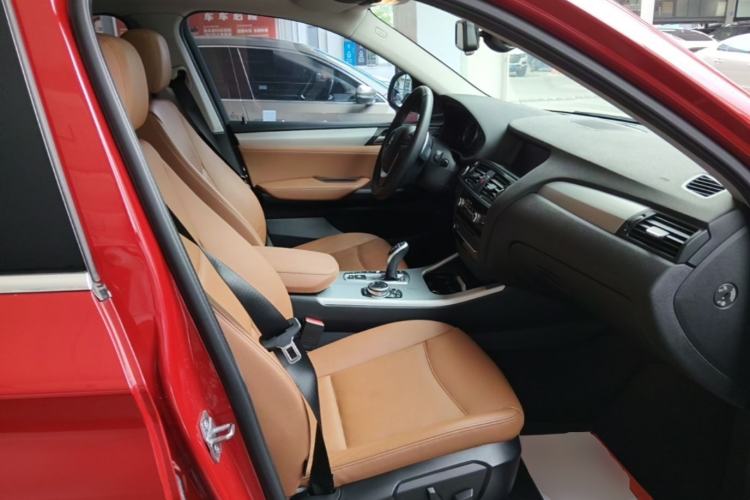 Used BMW X4 2014 xDrive28i Leading Model Right Front Seat