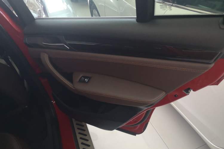 Used BMW X4 2014 xDrive20i X Design Package Right Rear Door Interior