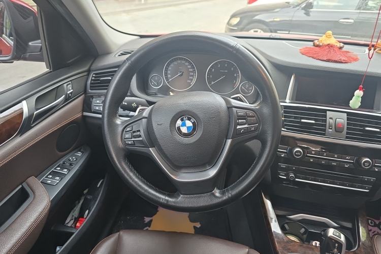 Used BMW X4 2014 xDrive20i X Design Package Steering Wheel