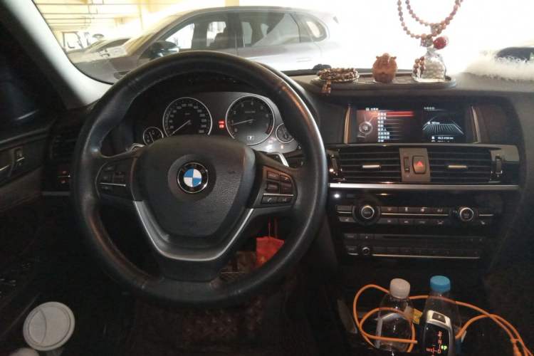 Used BMW X4 2014 xDrive20i X Design Package Steering Wheel