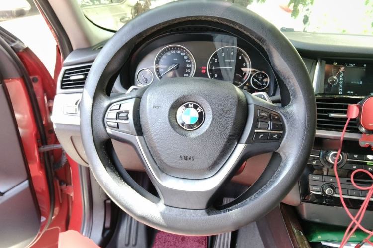 Used BMW X4 2014 xDrive20i X Design Package Steering Wheel