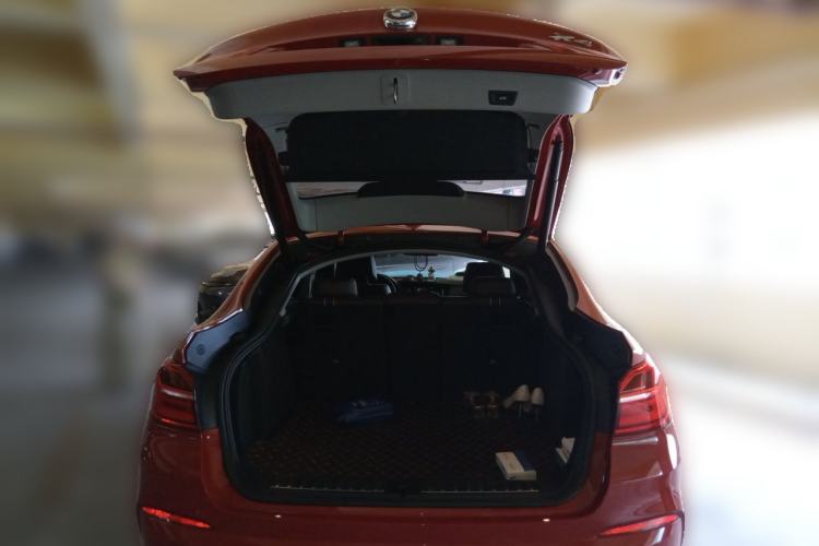 Used BMW X4 2014 xDrive20i X Design Package Trunk