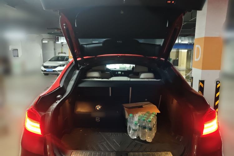 Used BMW X4 2014 xDrive35i M Sport model Trunk