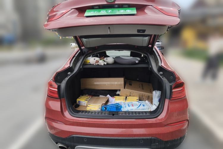 Used BMW X4 2014 xDrive20i X Design Package Trunk