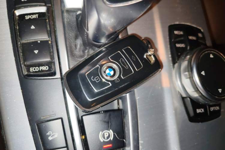 Used BMW X4 2014 xDrive28i M Sport Edition Vehicle Key