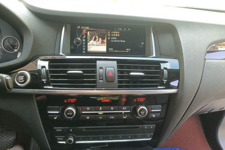 Used BMW X4 2014 xDrive20i X Design Package Audio And AC Panel