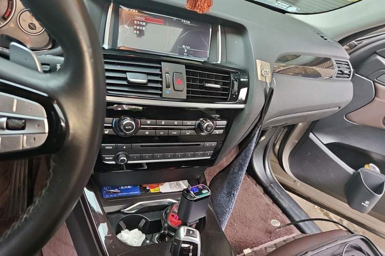 Used BMW X4 2014 xDrive20i X Design Package Audio And AC Panel