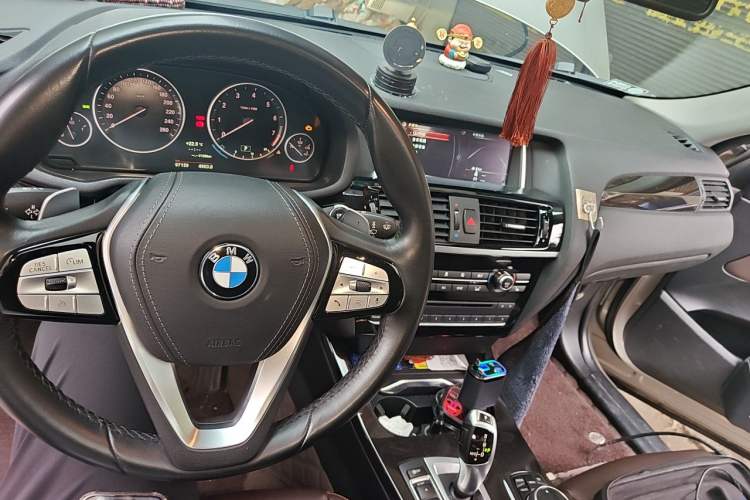 Used BMW X4 2014 xDrive20i X Design Package Center Console