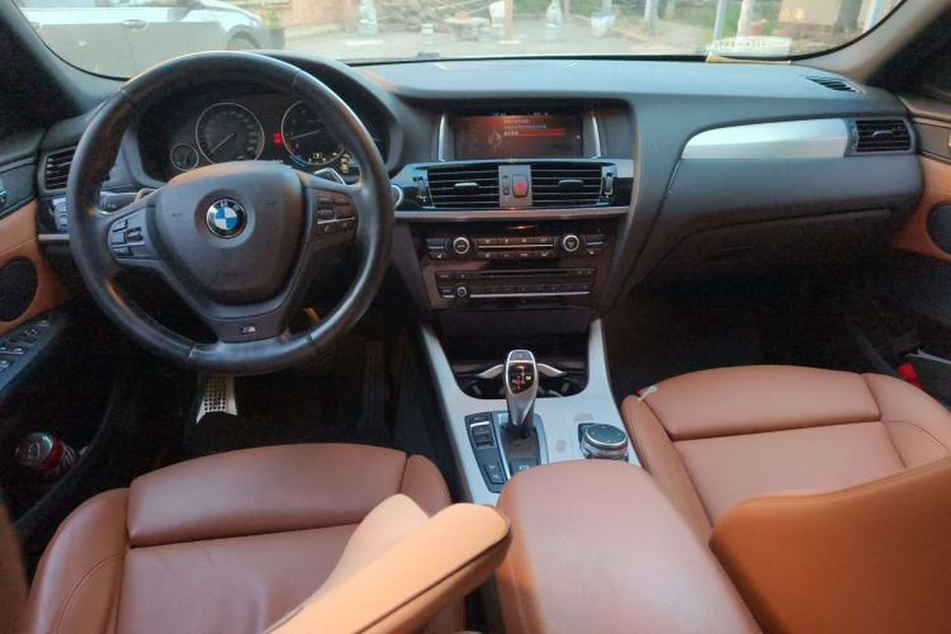 Used BMW X4 2014 xDrive28i M Sport Edition Center Console