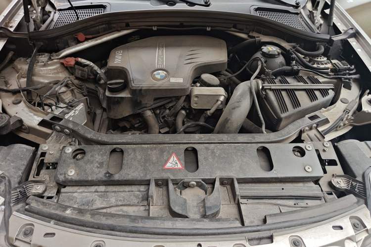 Used BMW X4 2014 xDrive20i X Design Package Engine Bay