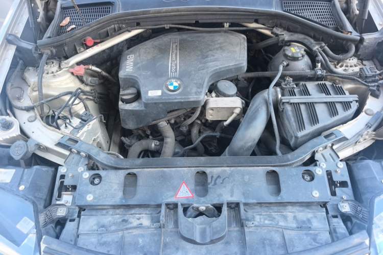 Used BMW X4 2014 xDrive20i X Design Package Engine Bay