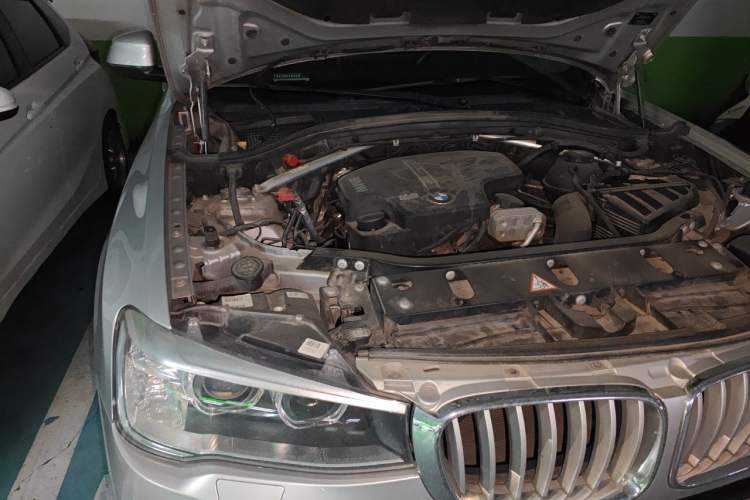 Used BMW X4 2014 xDrive28i Leading Model Engine Bay Right