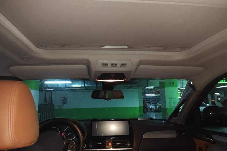 Used BMW X4 2014 xDrive28i Leading Model Headliner
