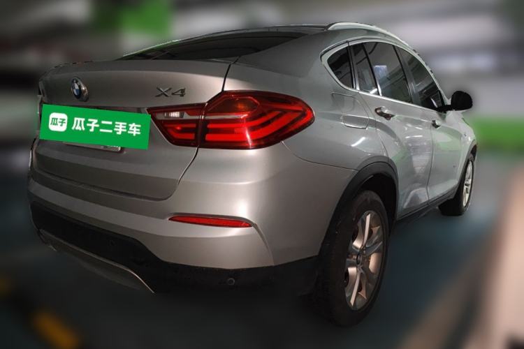 Used BMW X4 2014 xDrive28i Leading Model Rear Right 45 Deg