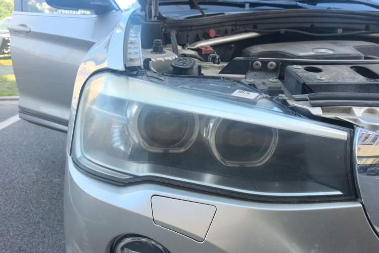 Used BMW X4 2014 xDrive20i X Design Package Right Front Headlight