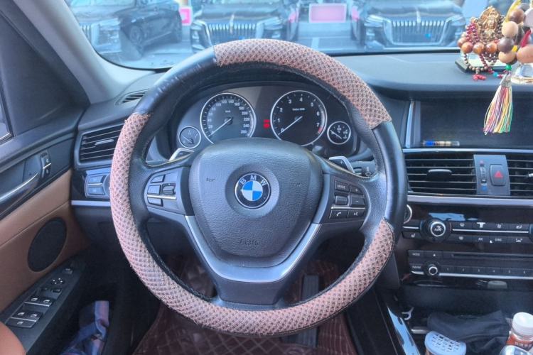 Used BMW X4 2014 xDrive20i X Design Package Steering Wheel