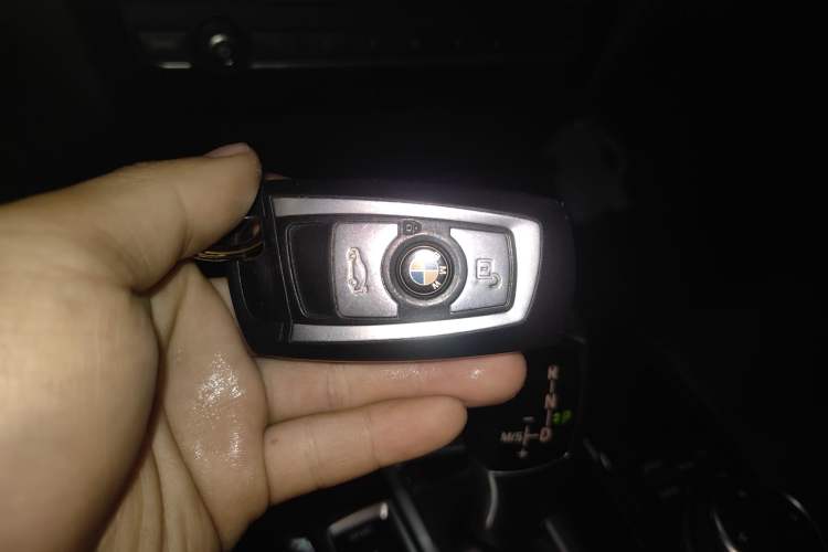 Used BMW X4 2014 xDrive20i X Design Package Vehicle Key