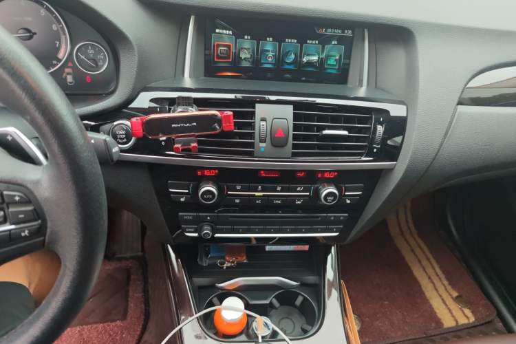 Used BMW X4 2014 xDrive20i X Design Package Audio And AC Panel