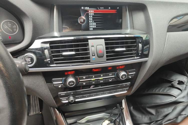 Used BMW X4 2014 xDrive20i X Design Package Audio And AC Panel