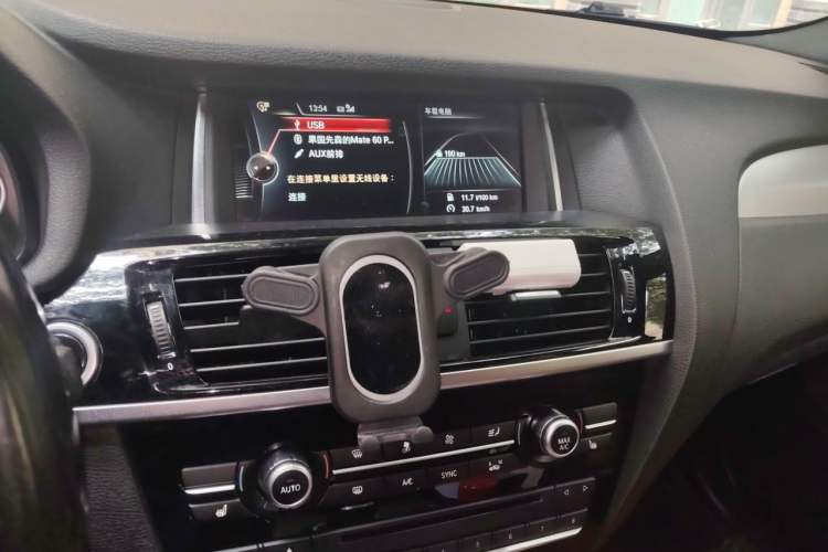 Used BMW X4 2014 xDrive28i M Sport Edition Audio And AC Panel