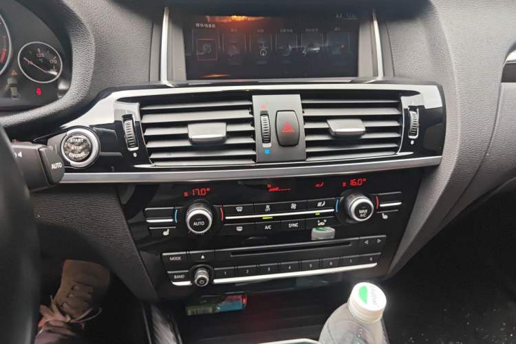 Used BMW X4 2014 xDrive20i X Design Package Audio And AC Panel