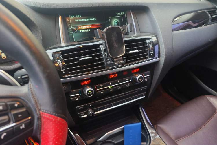 Used BMW X4 2014 xDrive20i X Design Package Audio And AC Panel