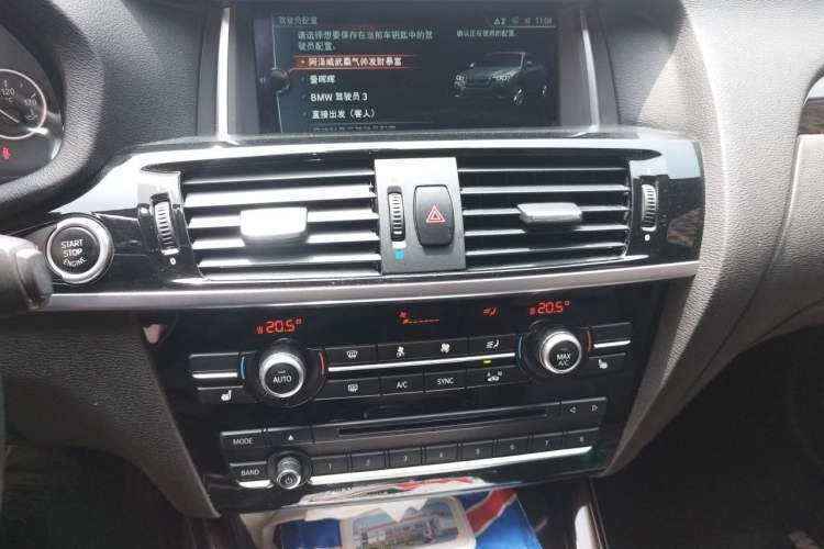 Used BMW X4 2014 xDrive20i X Design Package Audio And AC Panel