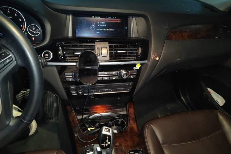 Used BMW X4 2014 xDrive20i X Design Package Audio And AC Panel