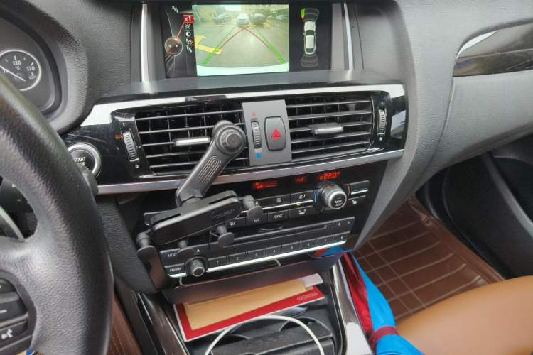 Used BMW X4 2014 xDrive20i X Design Package Audio And AC Panel