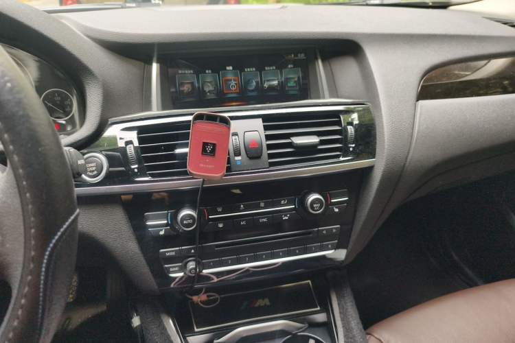 Used BMW X4 2014 xDrive20i X Design Package Audio And AC Panel