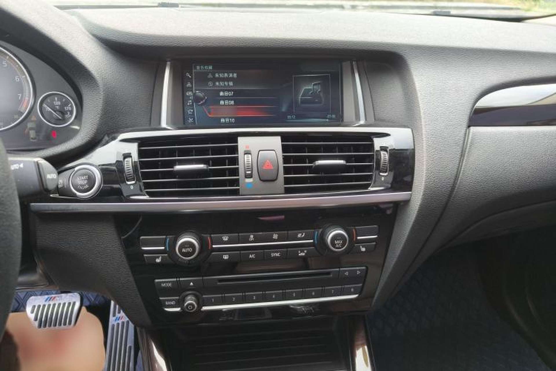 Used BMW X4 2014 xDrive20i X Design Package Audio And AC Panel