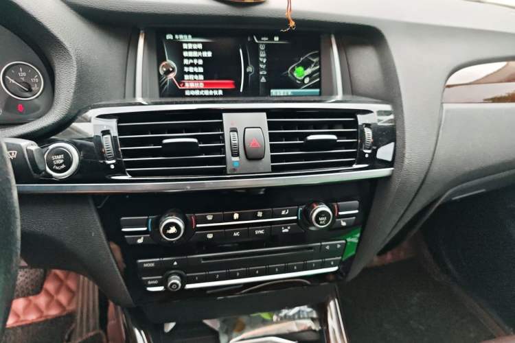 Used BMW X4 2014 xDrive20i X Design Package Audio And AC Panel