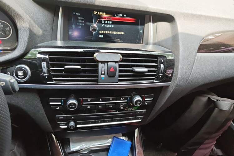 Used BMW X4 2014 xDrive20i X Design Package Audio And AC Panel