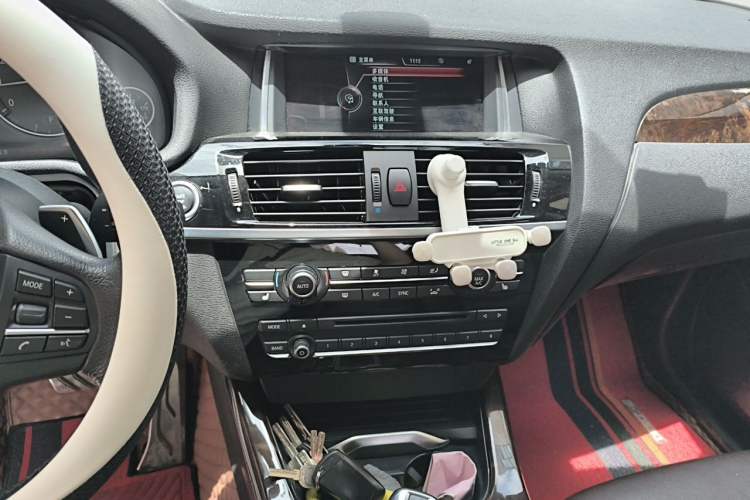 Used BMW X4 2014 xDrive20i X Design Package Audio And AC Panel