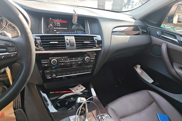 Used BMW X4 2014 xDrive20i X Design Package Audio And AC Panel