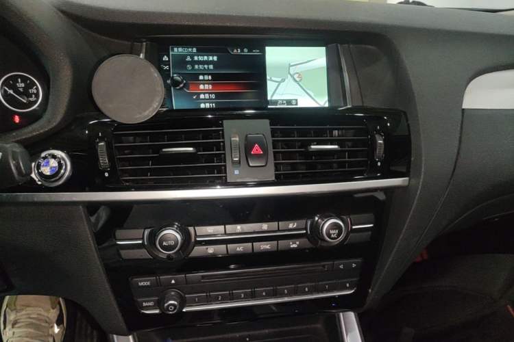 Used BMW X4 2014 xDrive28i Leading Model Audio And AC Panel