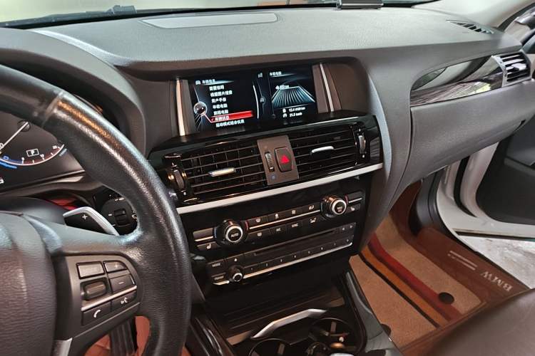 Used BMW X4 2014 xDrive20i X Design Package Audio And AC Panel