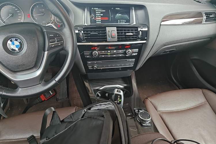 Used BMW X4 2014 xDrive20i X Design Package Audio And AC Panel