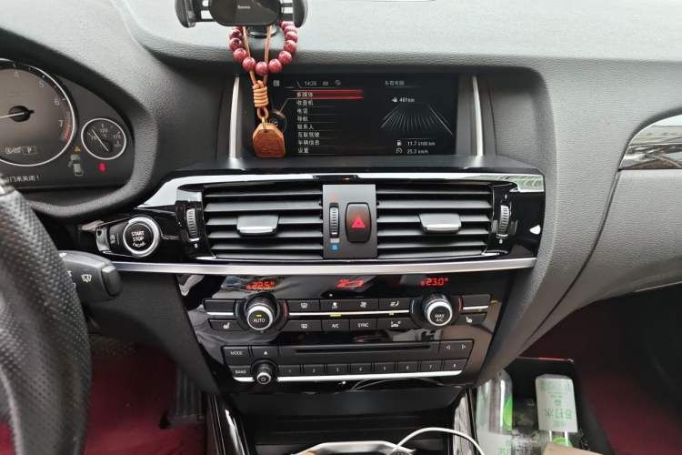 Used BMW X4 2014 xDrive20i X Design Package Audio And AC Panel