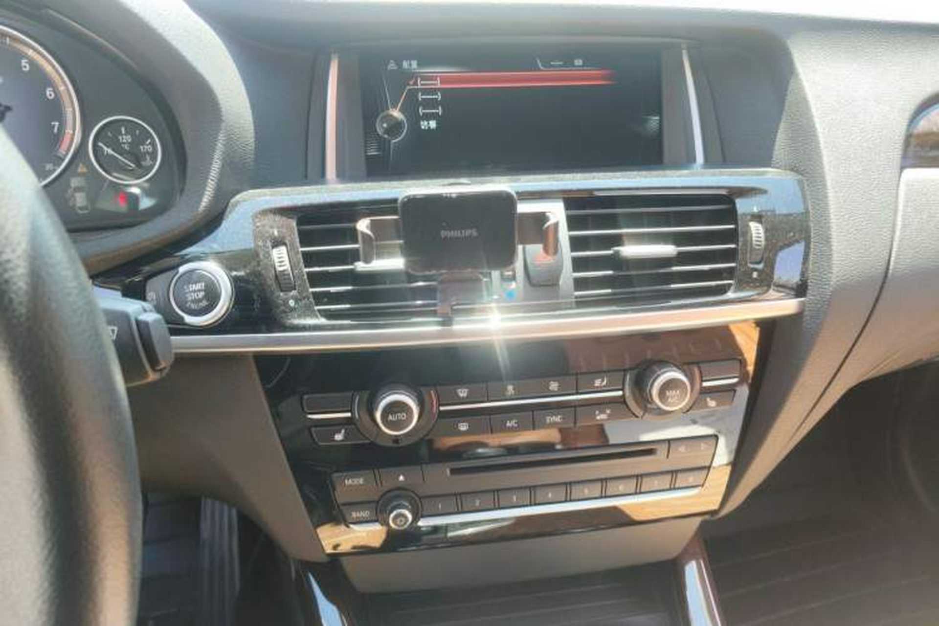 Used BMW X4 2014 xDrive20i X Design Package Audio And AC Panel