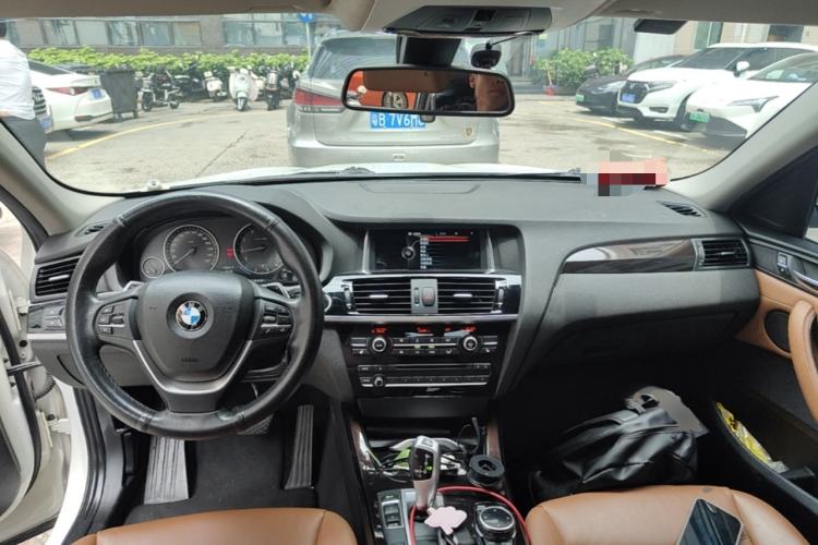 Used BMW X4 2014 xDrive20i X Design Package Center Console