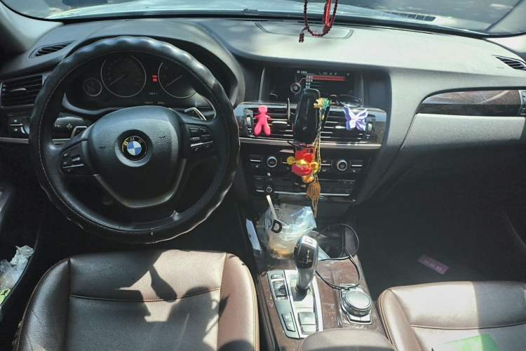 Used BMW X4 2014 xDrive20i X Design Package Center Console