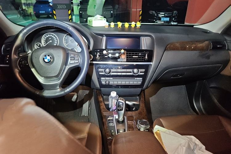 Used BMW X4 2014 xDrive20i X Design Package Center Console