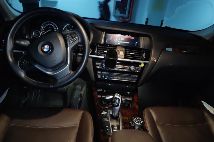Used BMW X4 2014 xDrive20i X Design Package Center Console